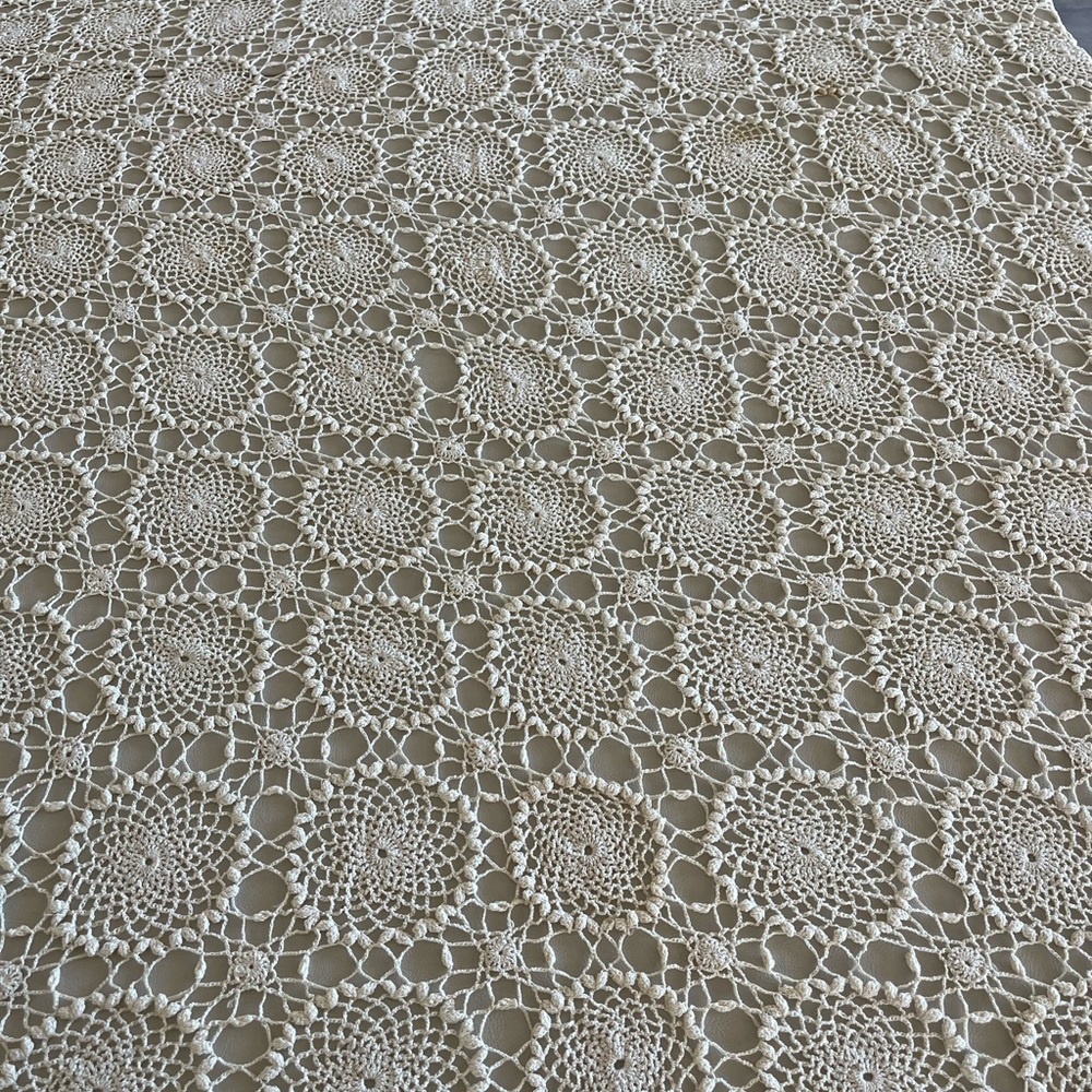 Vintage Crochet/Tatting Tablecloth
